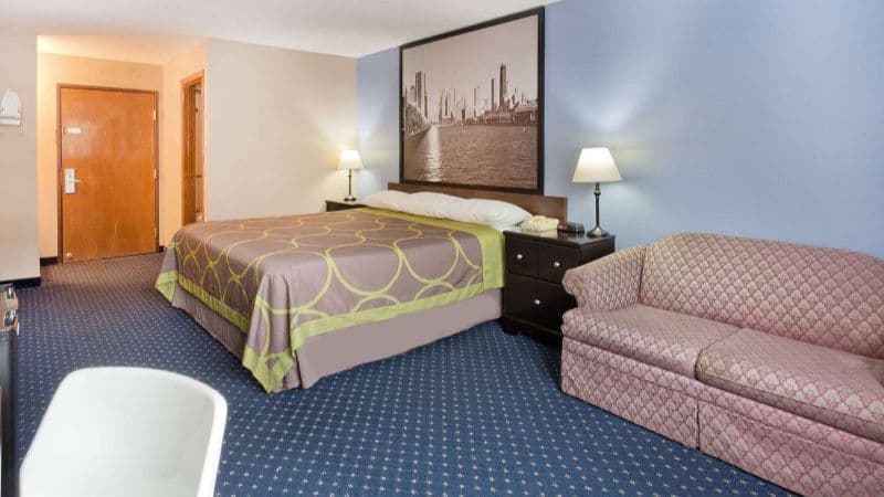 Super 8 by Wyndham Rockford hotel photo 4