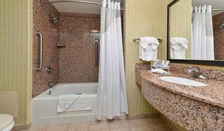 The Beall Mansion Jacuzzi room