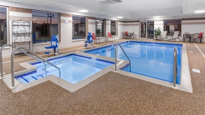 Wingate by Wyndham Joliet hotel photo 5