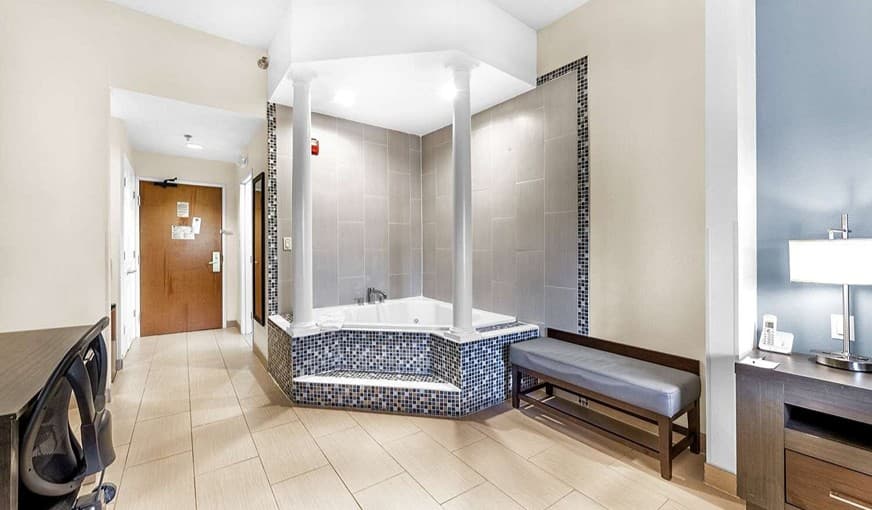 Wingate by Wyndham Schaumburg hotel photo 3