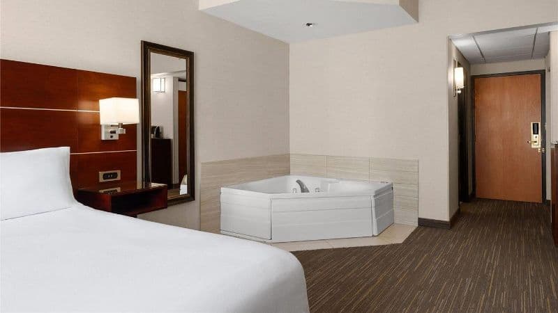 Wyndham Moline on John Deere Commons hotel photo 2