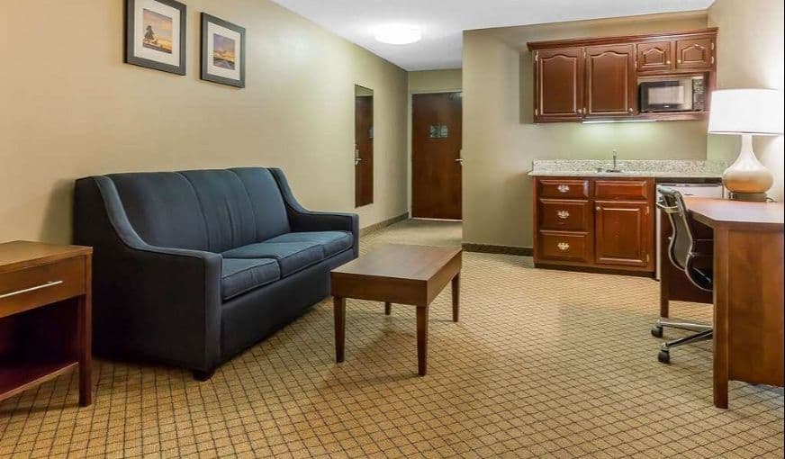 Comfort Inn & Suites Mishawaka-South Bend hotel photo 4