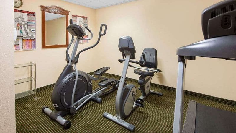 Days Inn by Wyndham Sullivan hotel photo 4