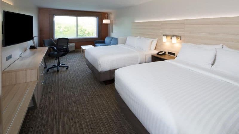 Holiday Inn Express & Suites Portage By IHG hotel photo 2