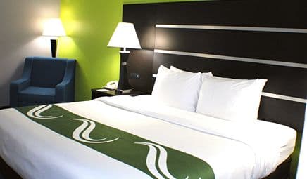 Quality Inn & Suites hotel photo 2