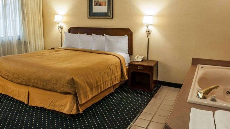 Quality Inn & Suites Goshen hotel photo 3