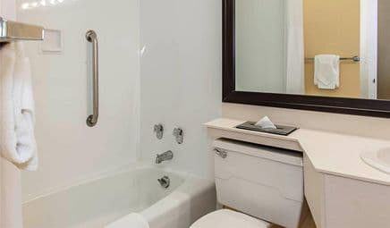 Quality Inn Conference Center hotel photo 3