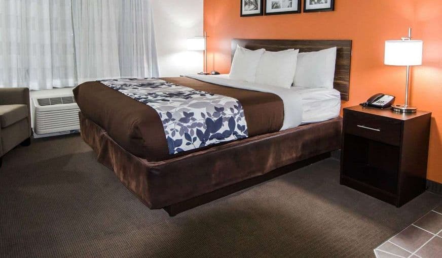 Sleep Inn & Suites And Conference Center Downtown hotel photo 3