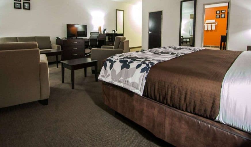 Sleep Inn & Suites And Conference Center Downtown hotel photo 4