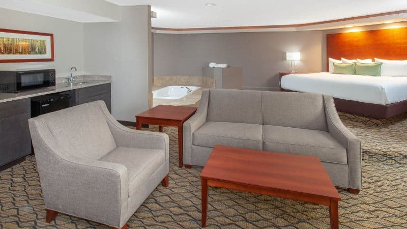 Wyndham Garden Fort Wayne hotel photo 2