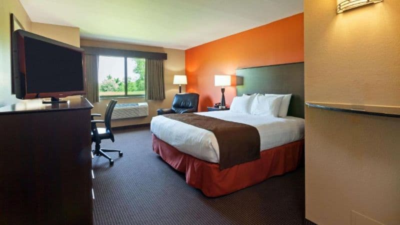 AmericInn by Wyndham Algona hotel photo 2