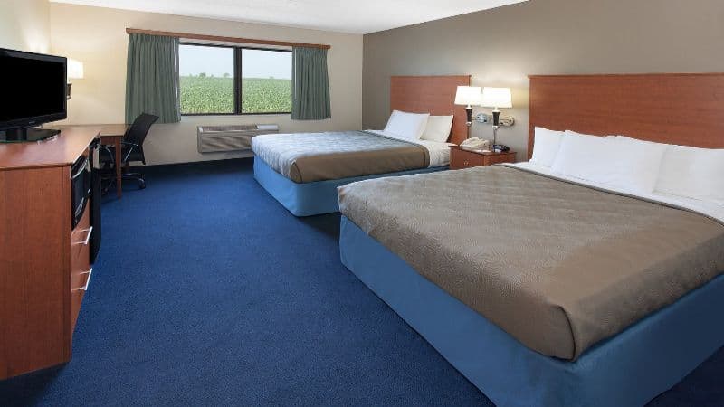 AmericInn by Wyndham Webster City hotel photo 3