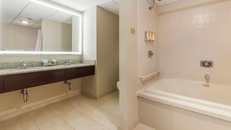 Best Western Plus Steeplegate Inn hotel photo 2