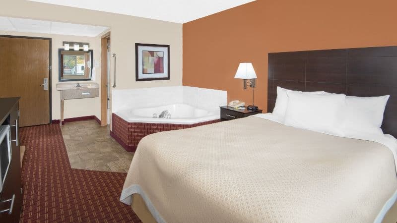 Days Inn by Wyndham Ames hotel photo 2