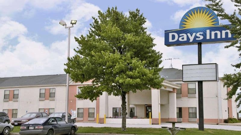 Days Inn by Wyndham Walcott Davenport hotel photo 5