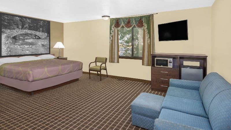 Super 8 by Wyndham Webster City IA hotel photo 4