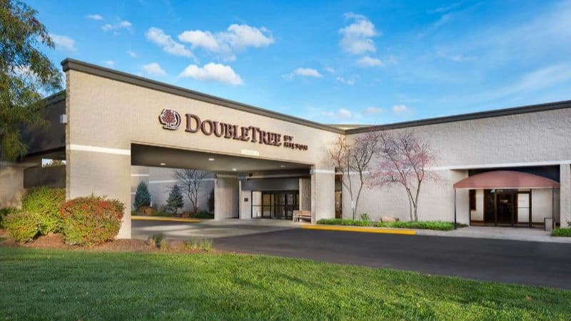 DoubleTree by Hilton Hotel Lawrence hotel photo 5