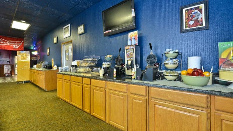 Quality Inn & Suites Salina hotel photo 5
