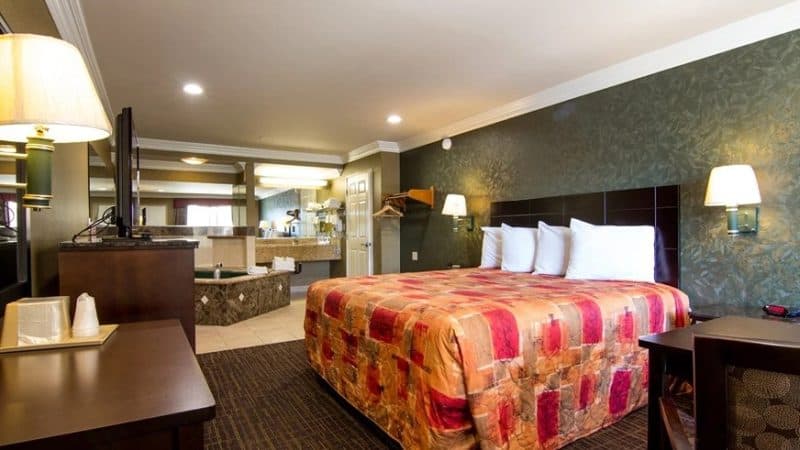 Quality Inn South hotel photo 5