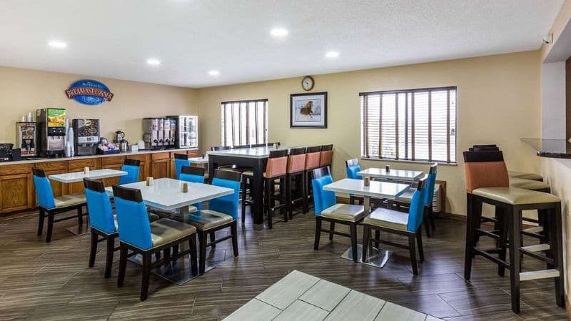 Baymont by Wyndham Louisville South I 65 hotel photo 5