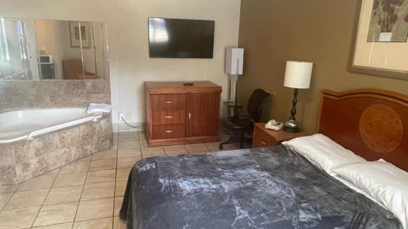 Budgetel Louisville hotel photo 2