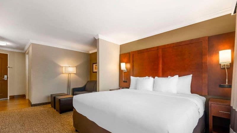 Comfort Suites Elizabethtown hotel photo 2
