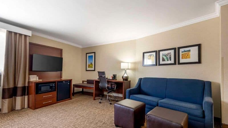 Comfort Suites Elizabethtown hotel photo 4