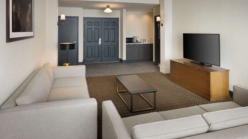 DoubleTree Suites by Hilton Lexington hotel photo 5