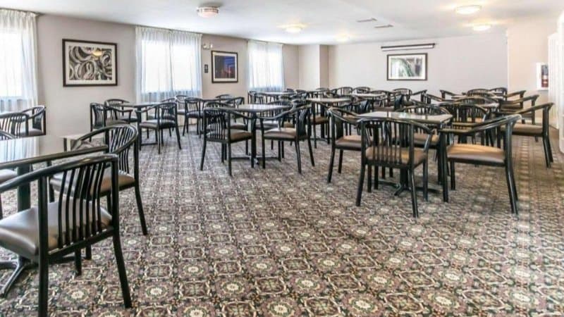 Quality Inn & Suites University/Airport hotel photo 4