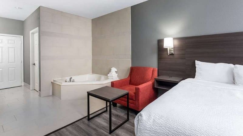 Ramada by Wyndham Sellersburg / Louisville North hotel photo 2