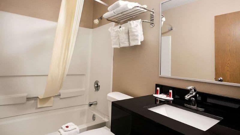 Super 8 by Wyndham Mayfield hotel photo 3