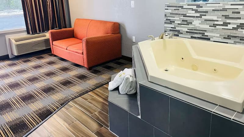 Travelodge by Wyndham Sellersburg hotel photo 3
