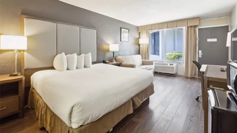 Ramada by Wyndham Houma hotel photo 2
