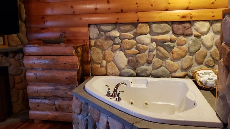 Best Western Merry Manor Inn Jacuzzi room