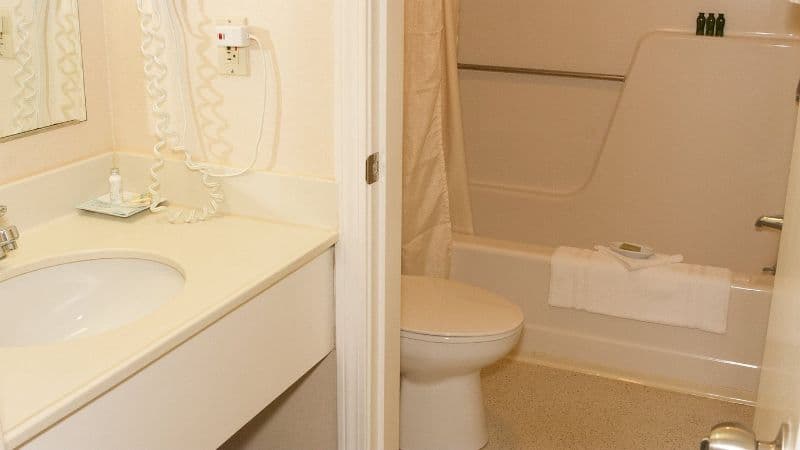 Flagship Inn hotel photo 2