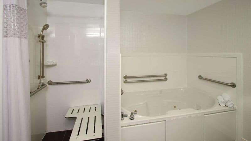 Hampton Inn Hagerstown-I-81 hotel photo 2