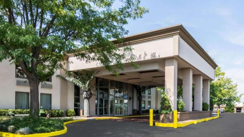 Plaza Inn & Suites hotel photo 5