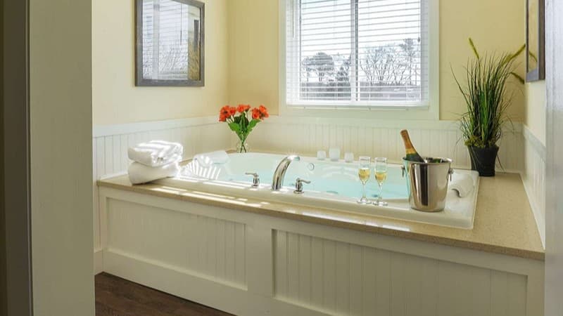 Bayside Resort Hotel Jacuzzi room