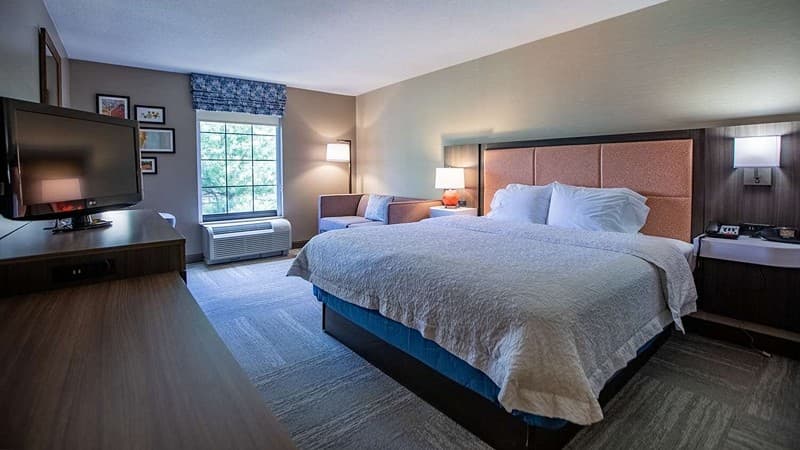 Hampton Inn Hadley-Amherst Area hotel photo 4