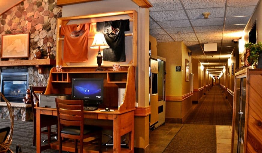 AmericInn by Wyndham Calumet hotel photo 5