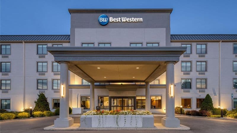 Best Western Byron Center hotel photo 5