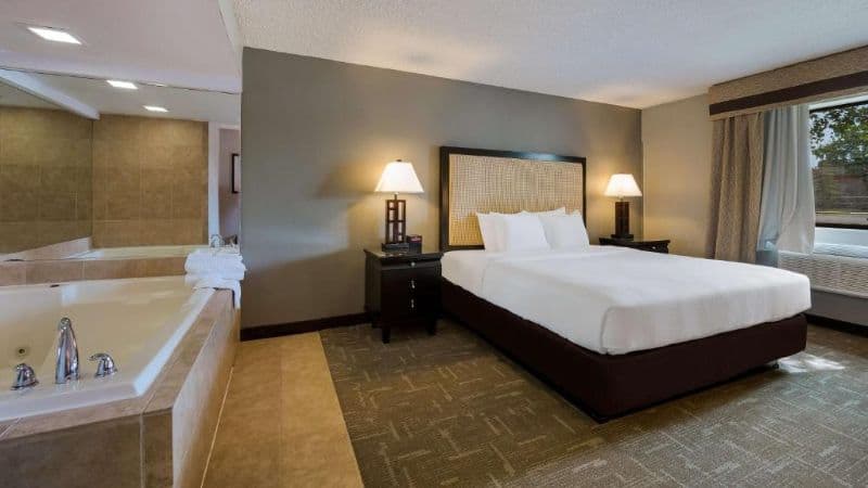 Best Western Detroit Livonia hotel photo 2
