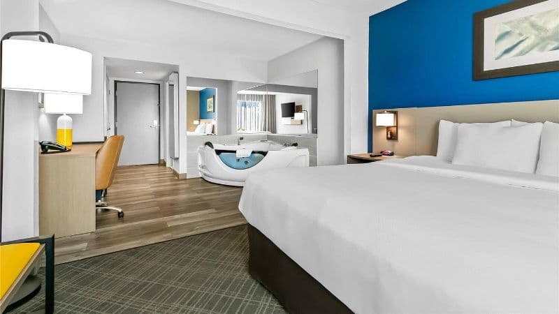 Comfort Inn & Suites hotel photo 3