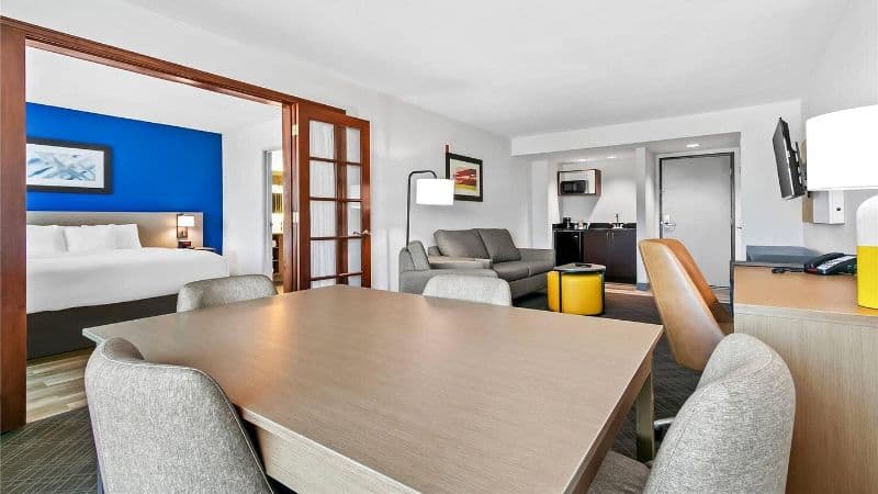 Comfort Inn & Suites hotel photo 4