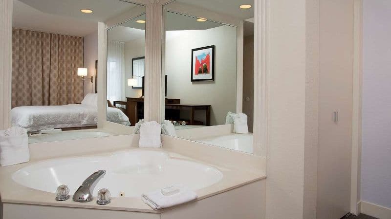 Hampton Inn Grand Rapids-South Jacuzzi room