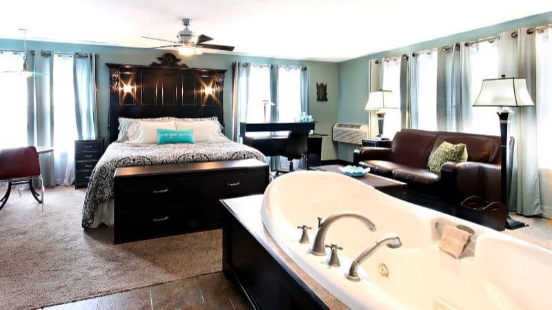 PrairieSide Suites Bed & Breakfast hotel photo 2