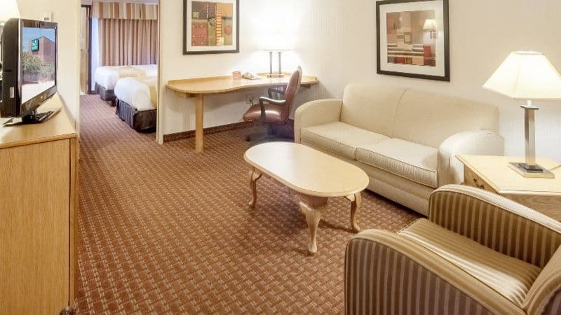 Quality Suites Hotel hotel photo 5