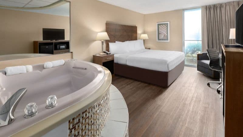 Wingate by Wyndham Troy hotel photo 2