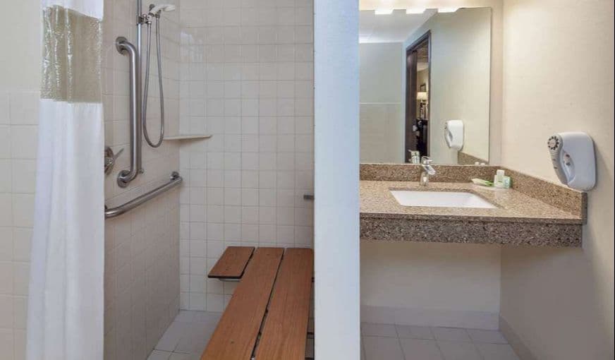 AmericInn by Wyndham Northfield hotel photo 3