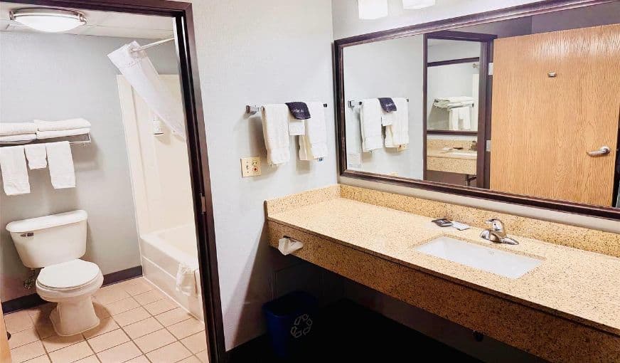 AmericInn by Wyndham Stillwater hotel photo 5